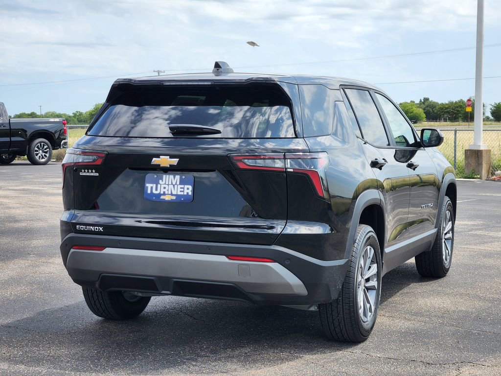 New 2026 Chevrolet Equinox LT w/ LPO, Floor Liner Package image 3
