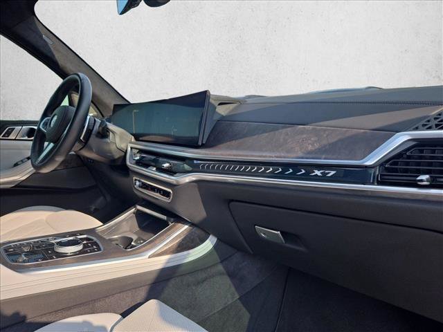 Used 2025 BMW X7 xDrive40i w/ M Sport Package AWD/4WD image 20