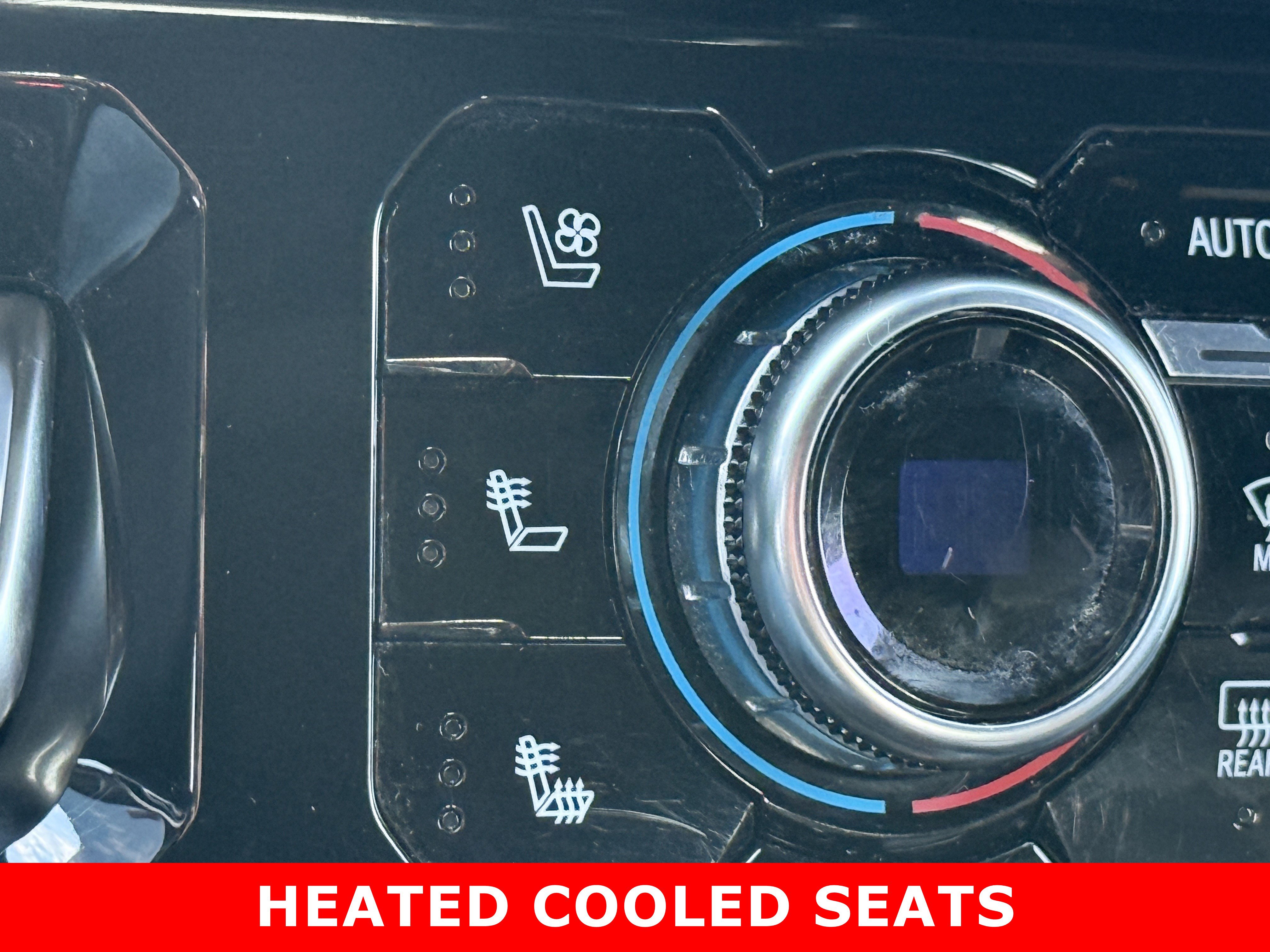 Certified 2023 GMC Sierra 1500 AT4 w/ Technology Package image 24