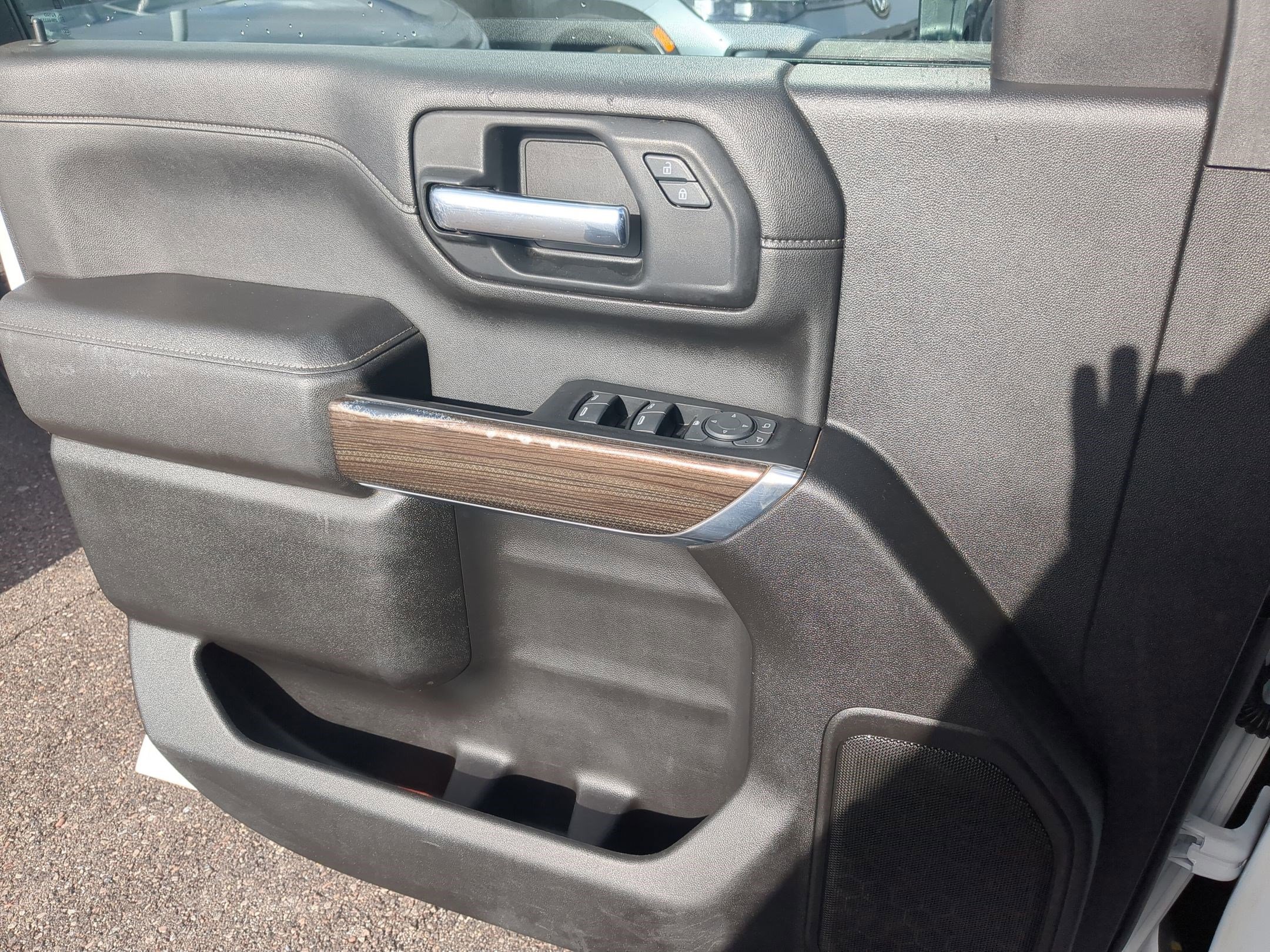 Used 2023 Chevrolet Silverado 2500 LT image 15