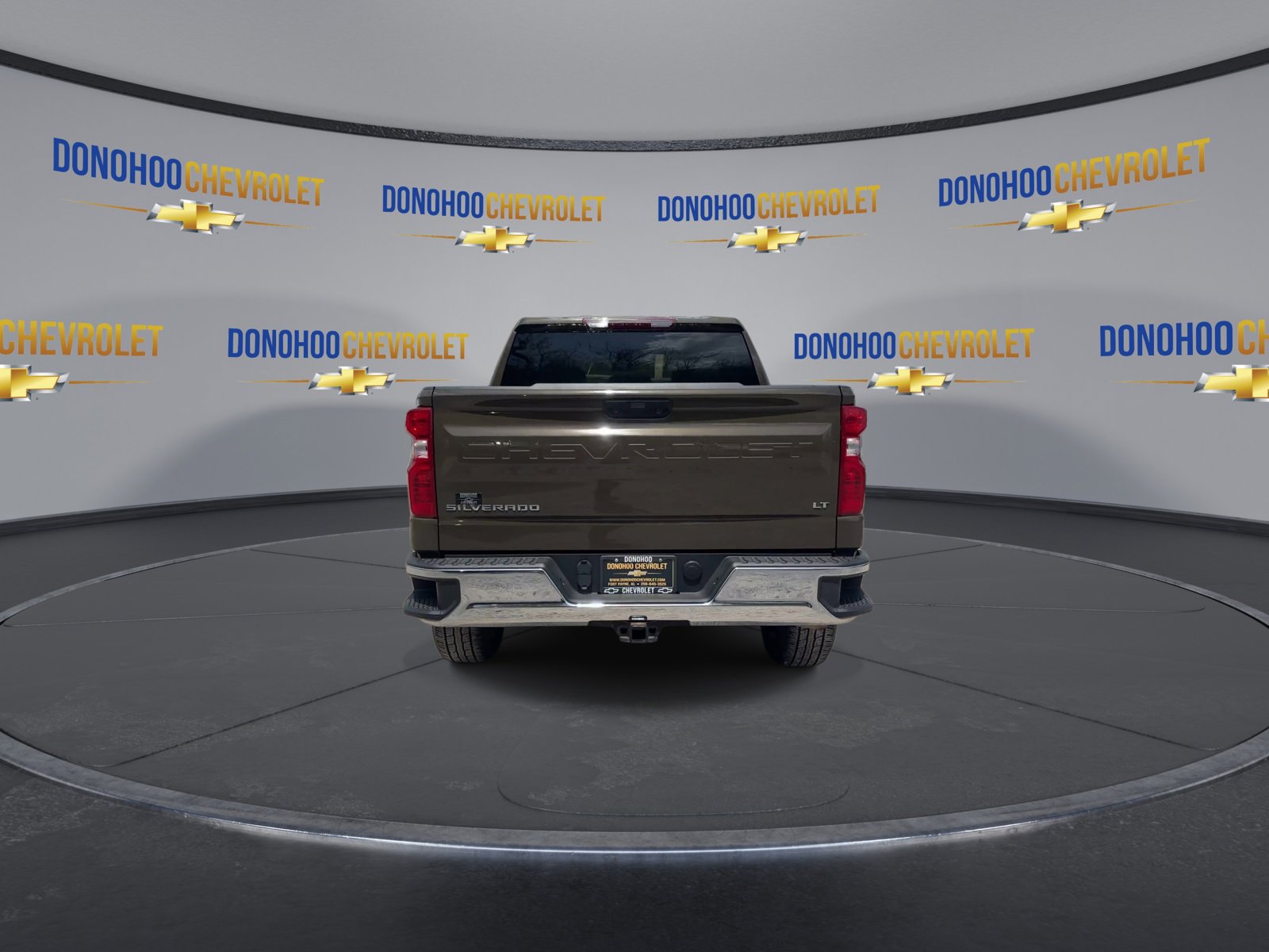 Used 2023 Chevrolet Silverado 1500 LT AWD/4WD image 10