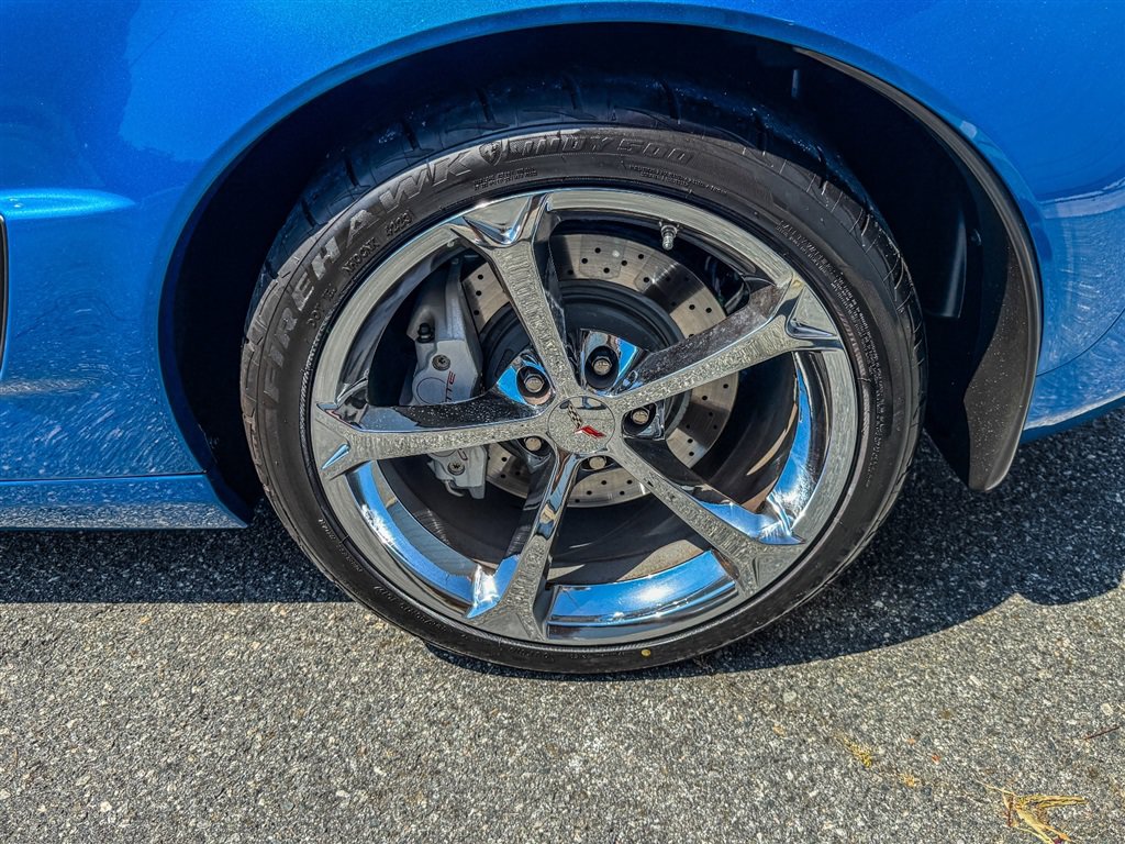 Used 2011 Chevrolet Corvette Grand Sport w/ Preferred Equipment Group RWD image 22