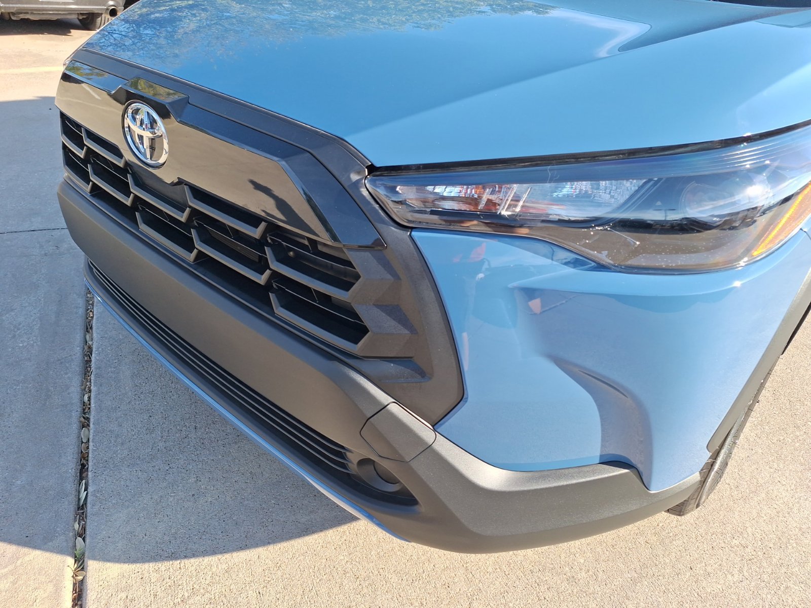 Used 2026 Toyota Corolla Cross LE w/ Moonroof Package FWD image 10