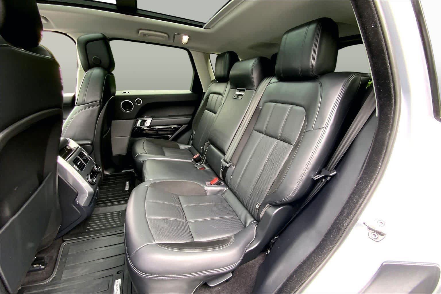 Used 2021 Land Rover Range Rover Sport HST AWD/4WD image 20