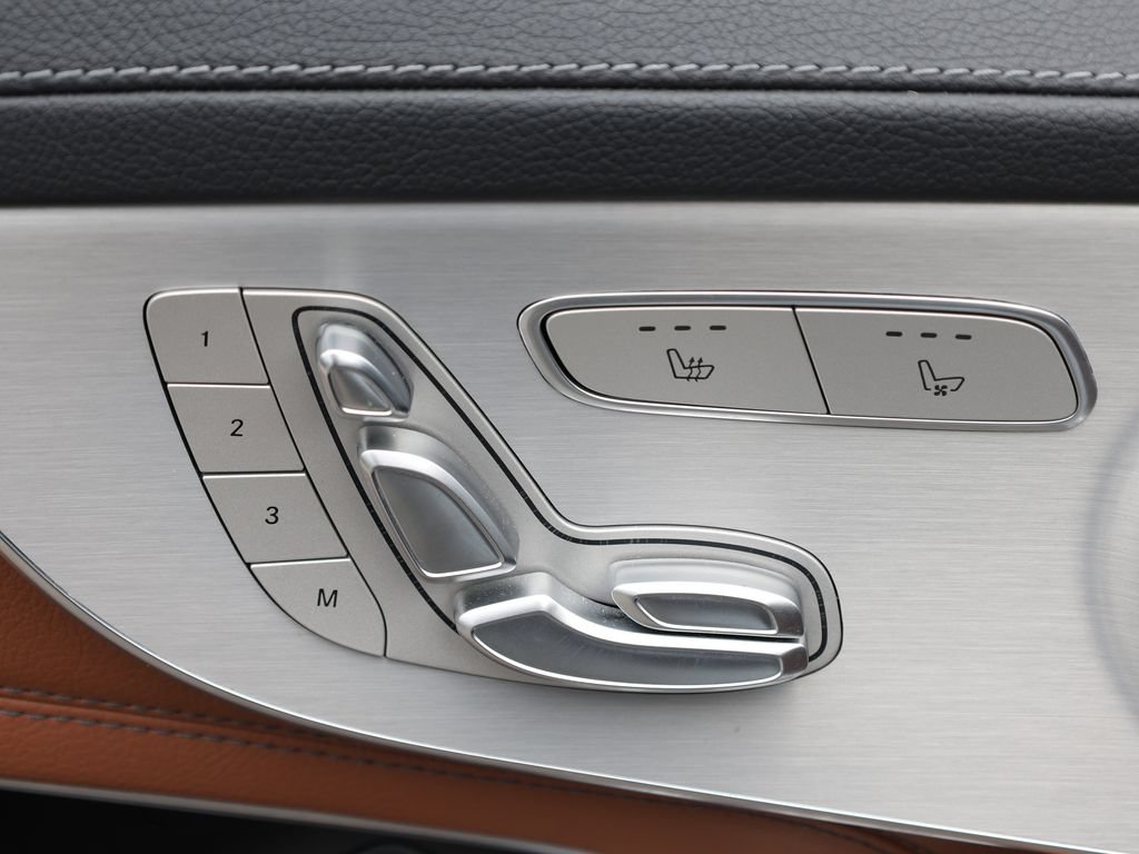 Used 2023 Mercedes-Benz C 300 Coupe image 14