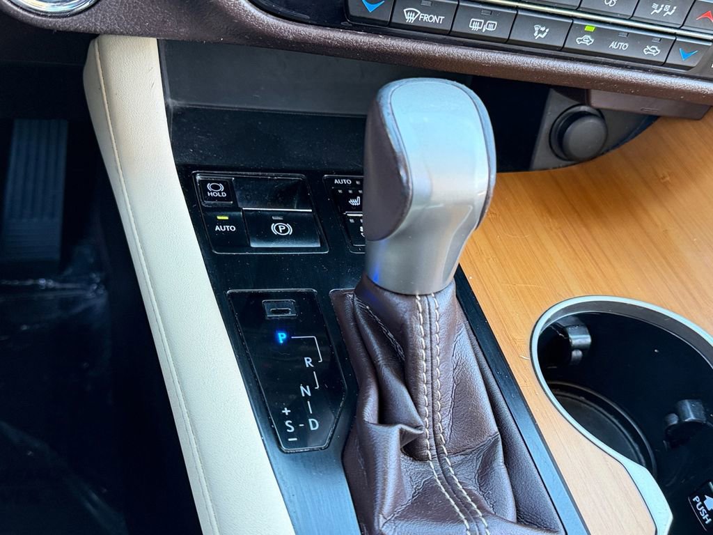 Used 2017 Lexus RX 350 AWD w/ Premium Package image 23