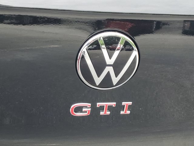 New 2026 Volkswagen GTI SE FWD image 7