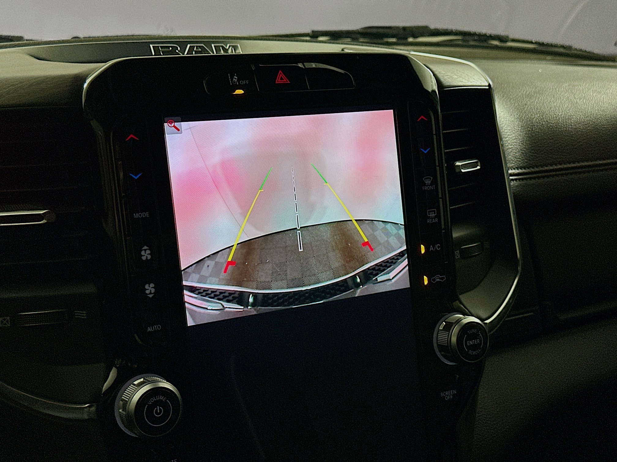 Used 2025 RAM 1500 Laramie image 23