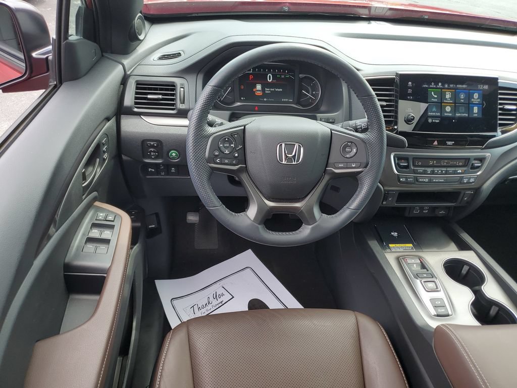 Used 2024 Honda Passport EX-L image 11