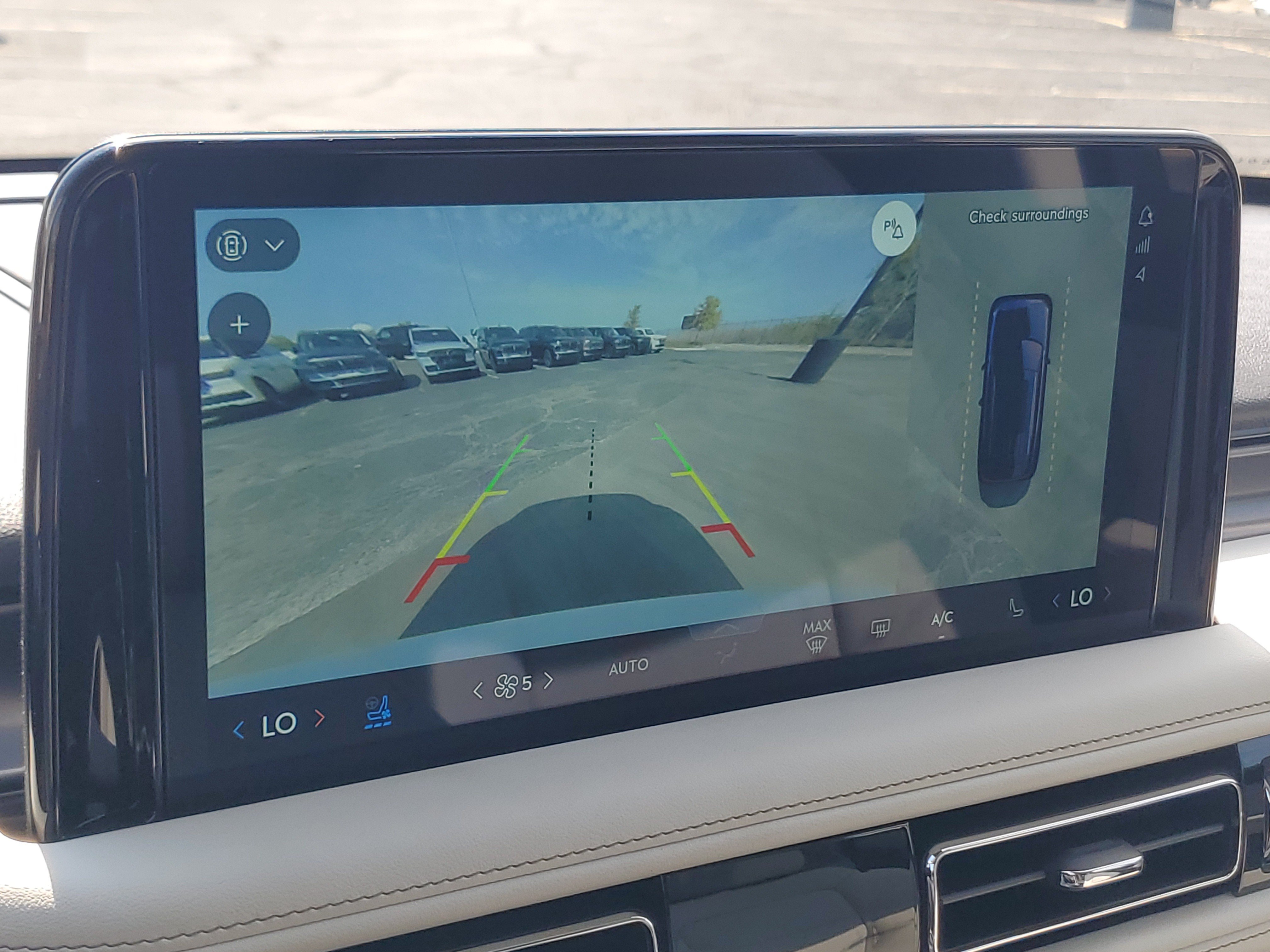 New 2027 Lincoln Aviator AWD image 19