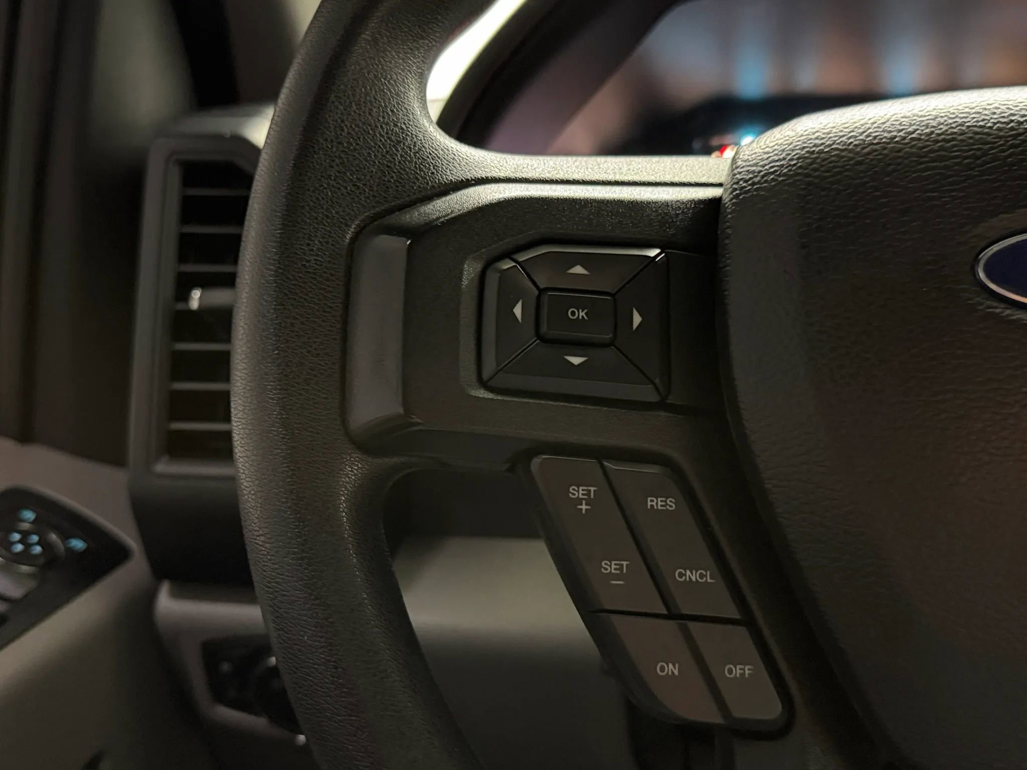 Used 2018 Ford F150 XL w/ Equipment Group 101A Mid AWD/4WD image 18