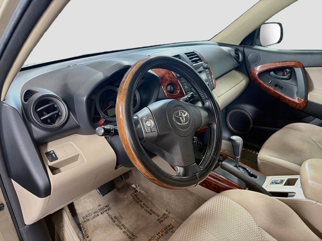 Used 2008 Toyota RAV4 Limited FWD image 11