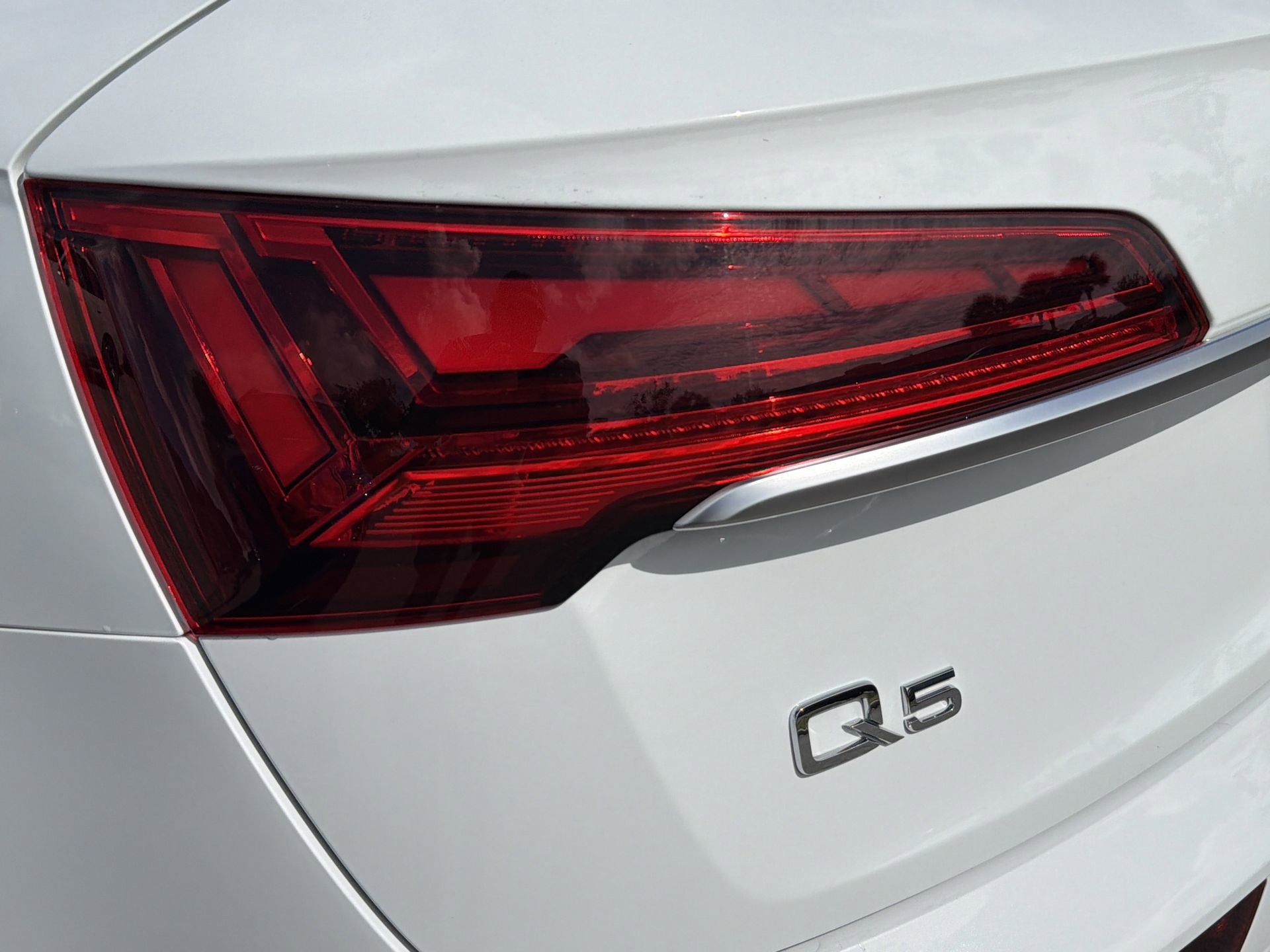 Used 2021 Audi Q5 Prestige w/ Prestige Package AWD/4WD image 10