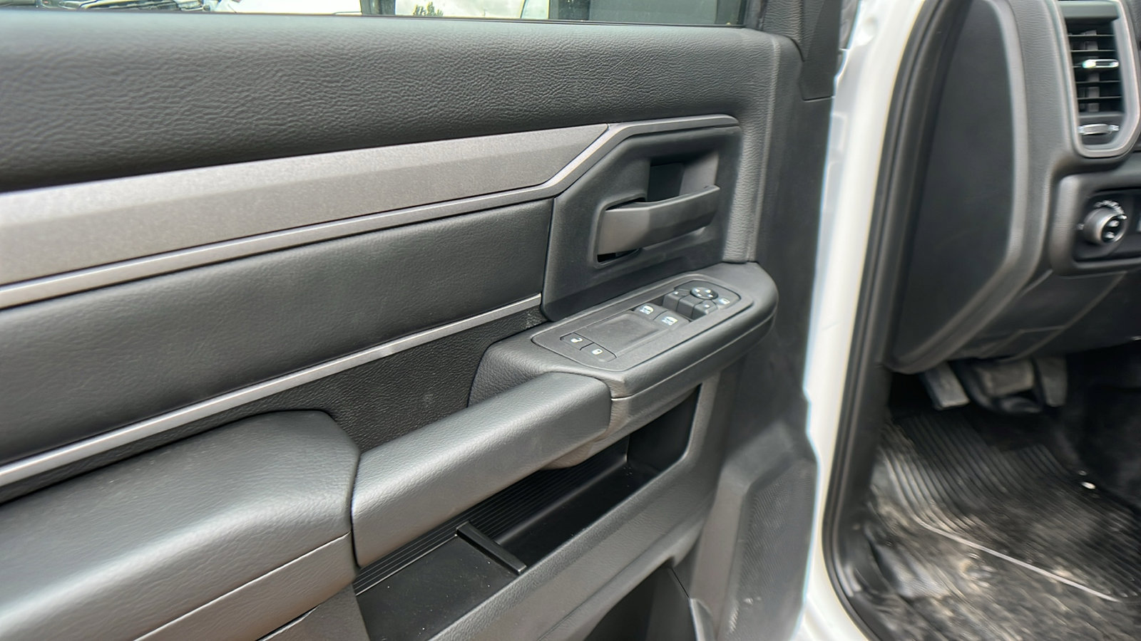 New 2025 RAM 5500 Tradesman image 15