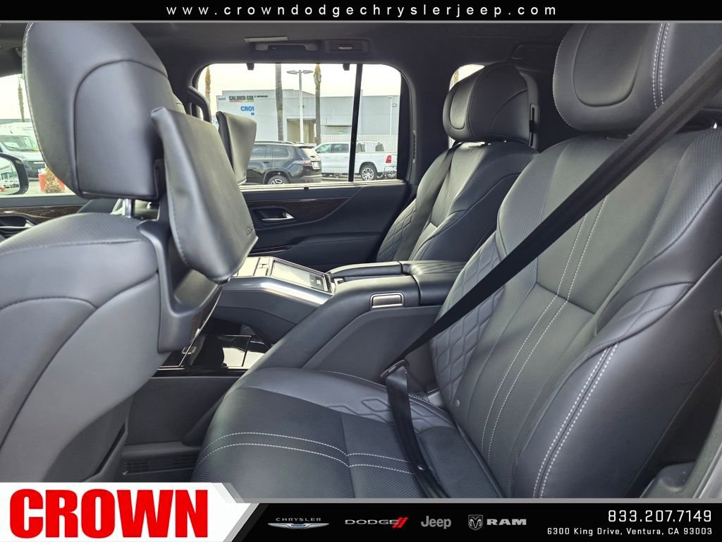 Used 2023 Lexus LX 600 4WD w/ Accessory Package (Z1) image 26