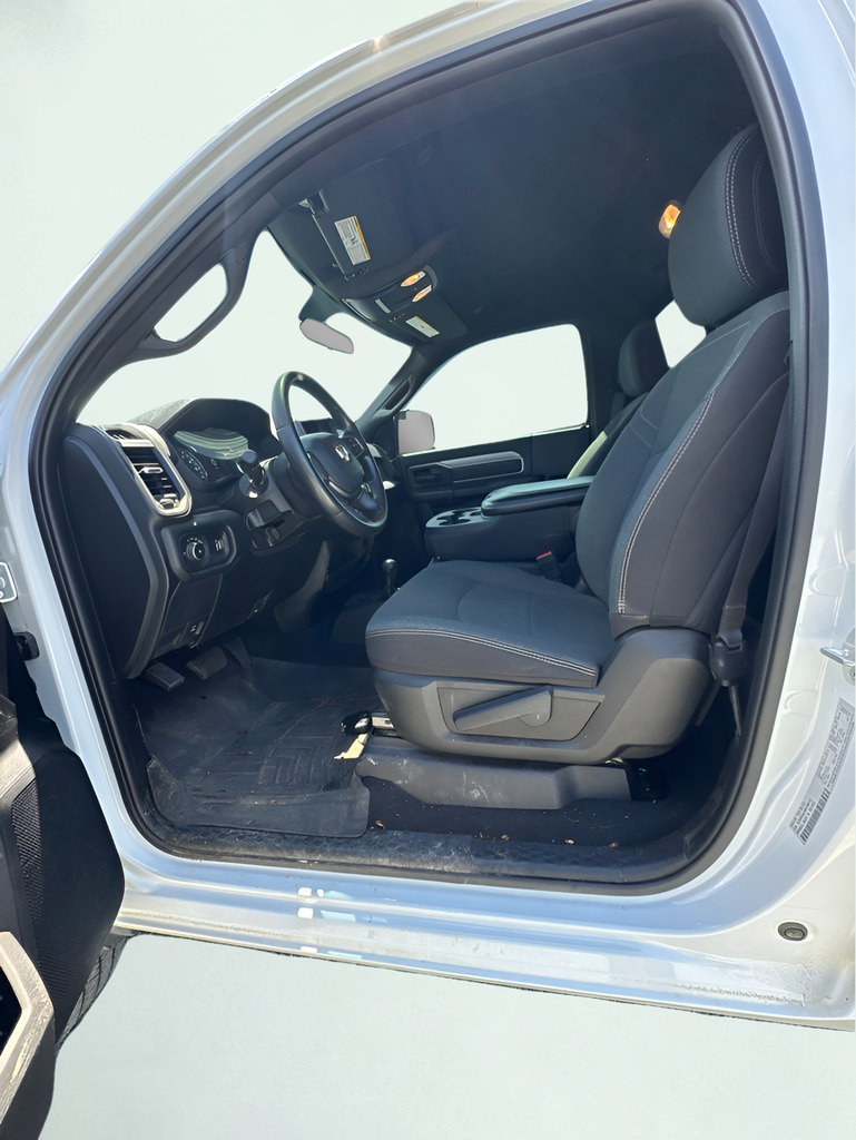 Used 2024 RAM 2500 Tradesman AWD/4WD image 11