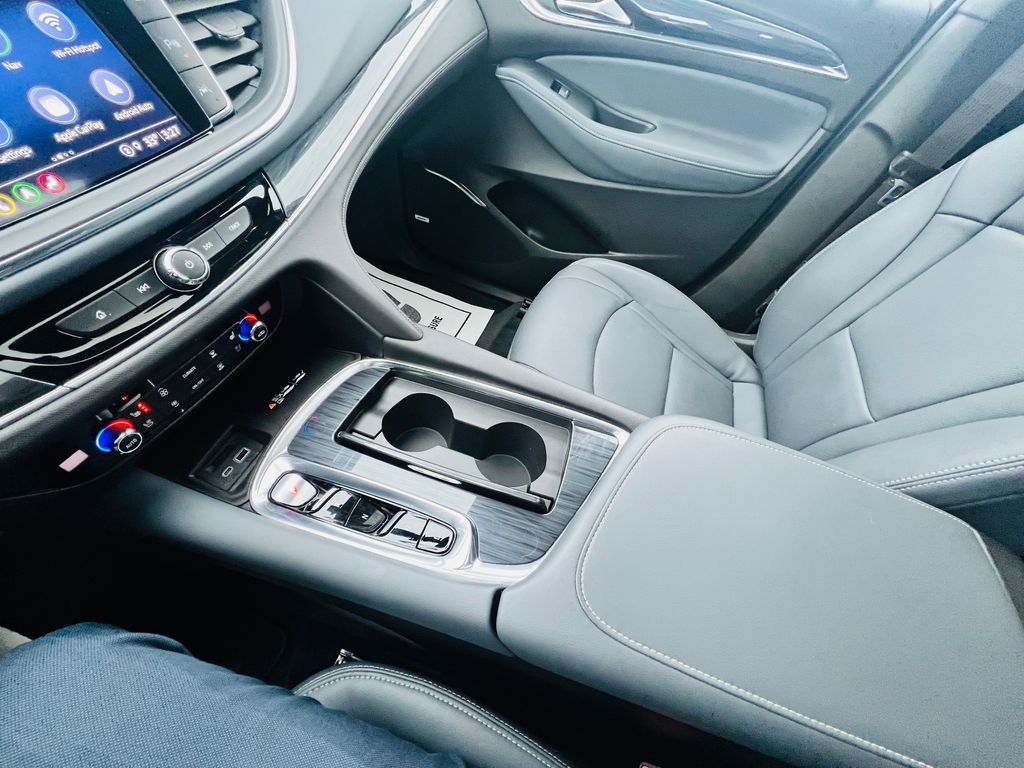 Used 2022 Buick Enclave Premium w/ Experience Buick Package image 28