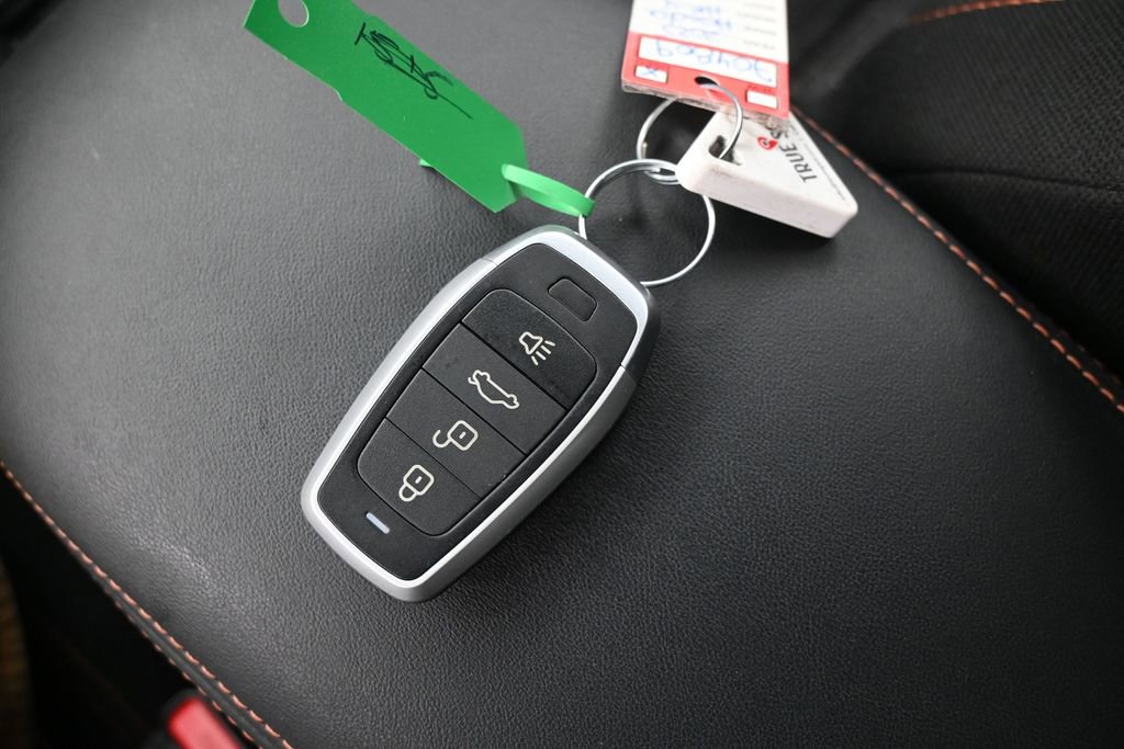 Used 2025 Honda HR-V Sport image 21