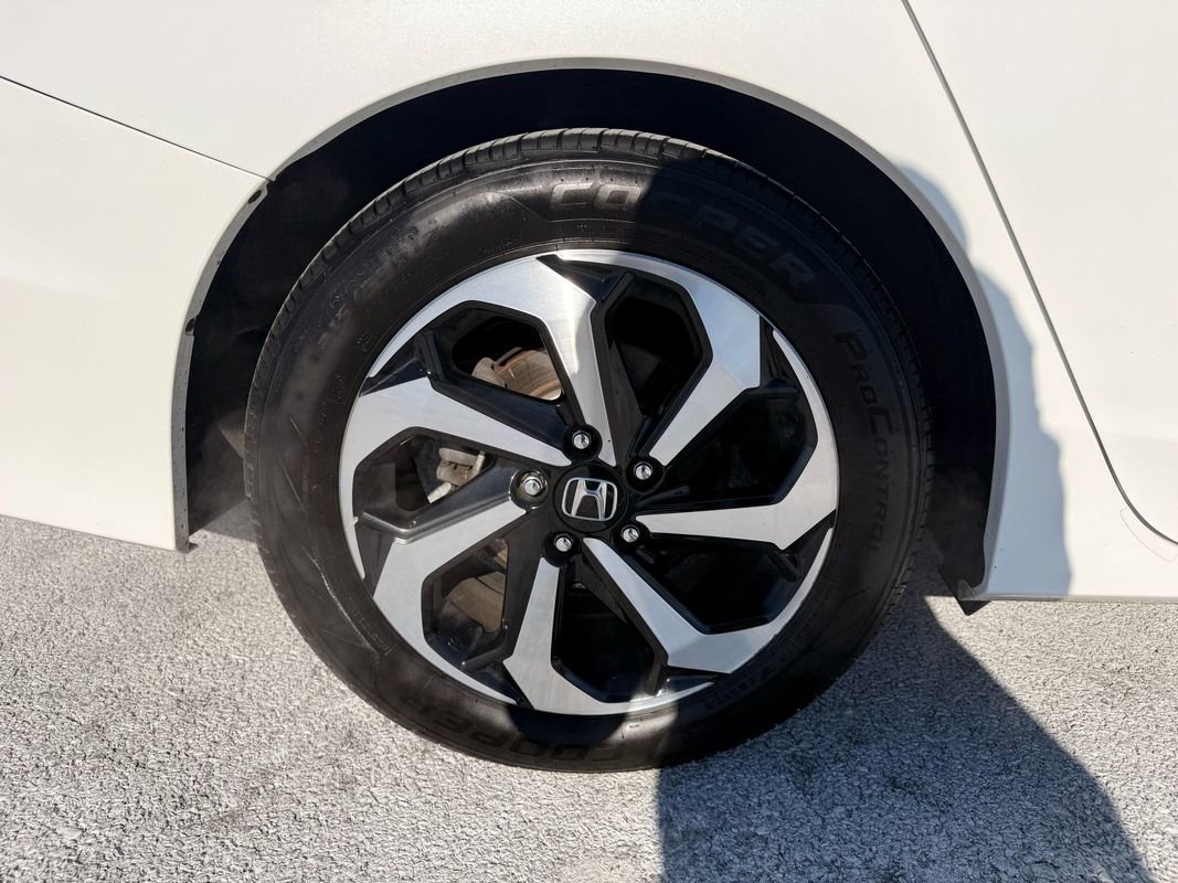 Used 2017 Honda Accord EX-L image 33