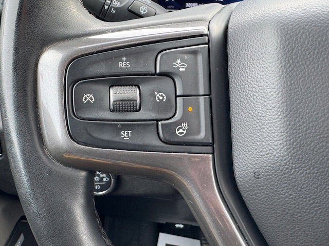 Used 2024 Chevrolet Silverado 2500 ZR2 w/ Technology Package image 40
