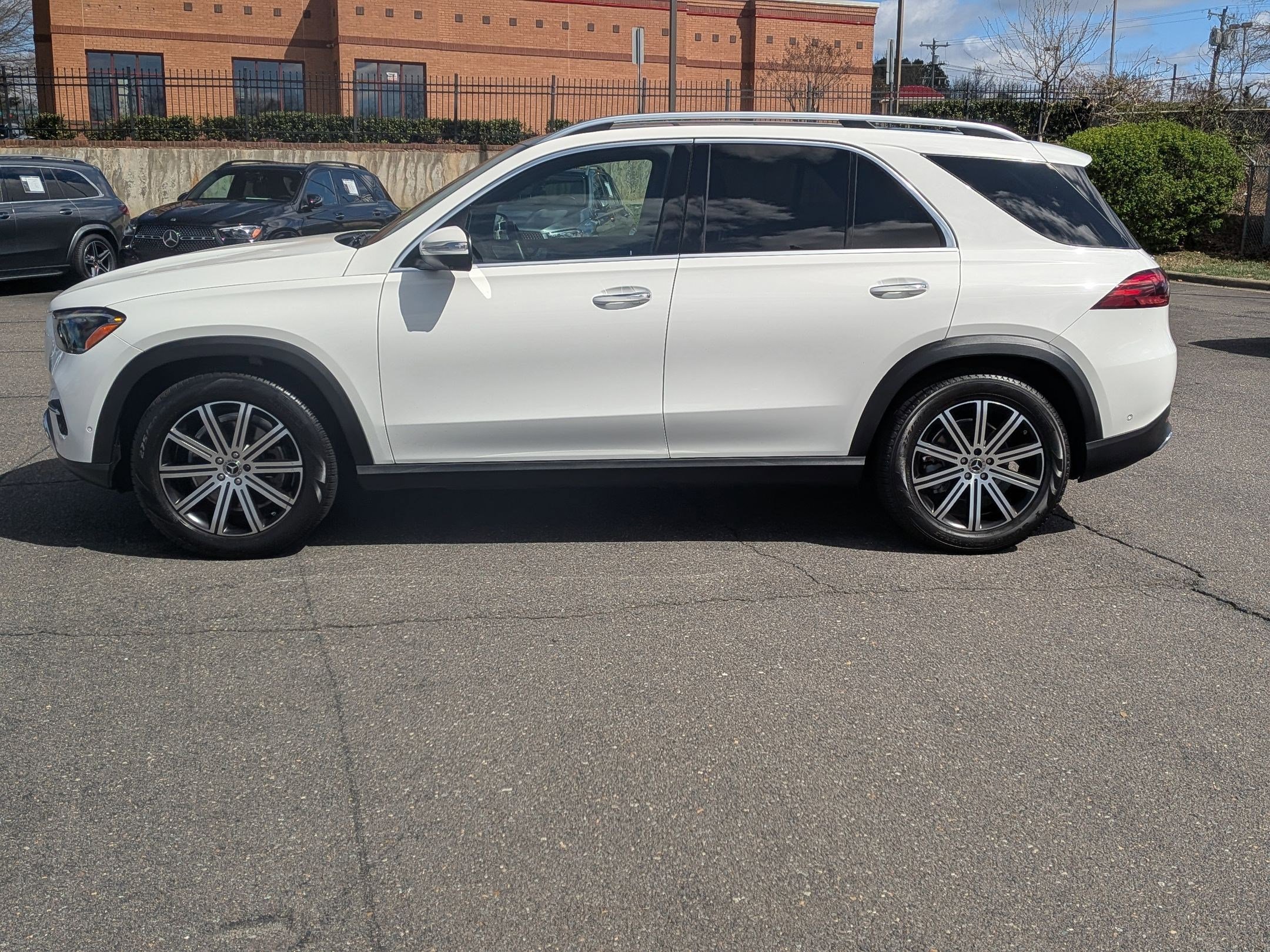 Certified 2024 Mercedes-Benz GLE 350 4MATIC image 8