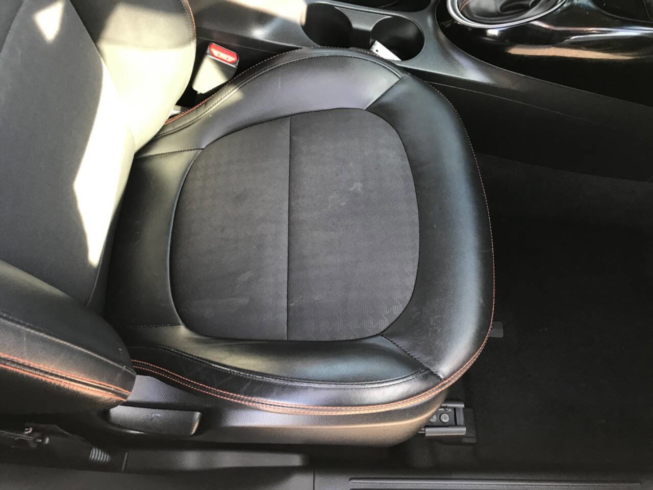 Used 2019 Kia Soul ! image 11