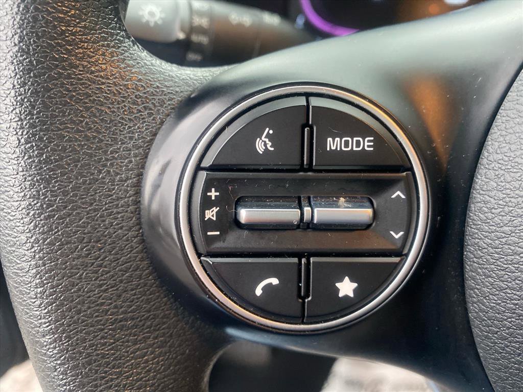 Certified 2023 Kia Soul LX image 17
