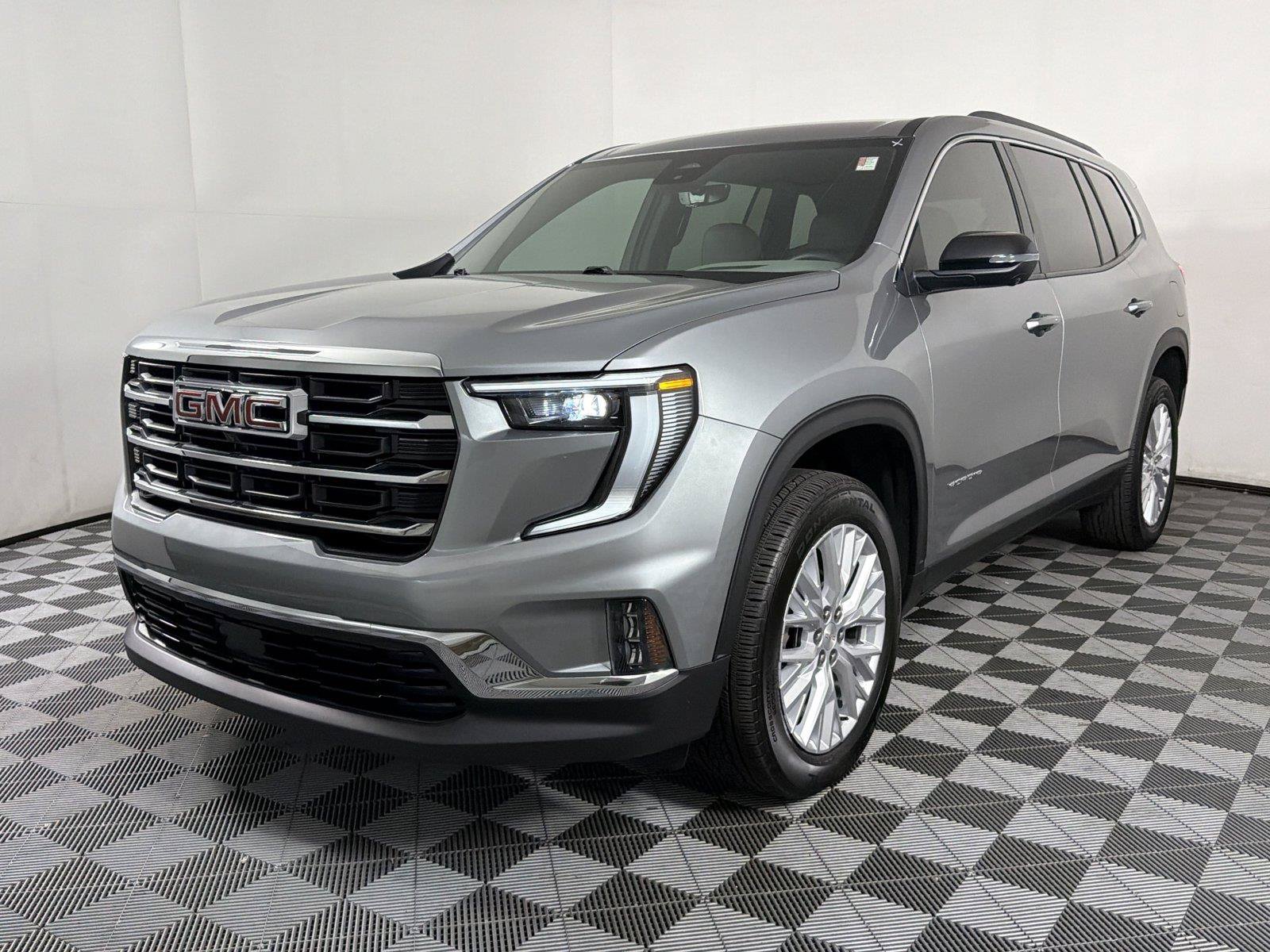 New 2026 GMC Acadia Elevation w/ Elevation Premium Package FWD image 3