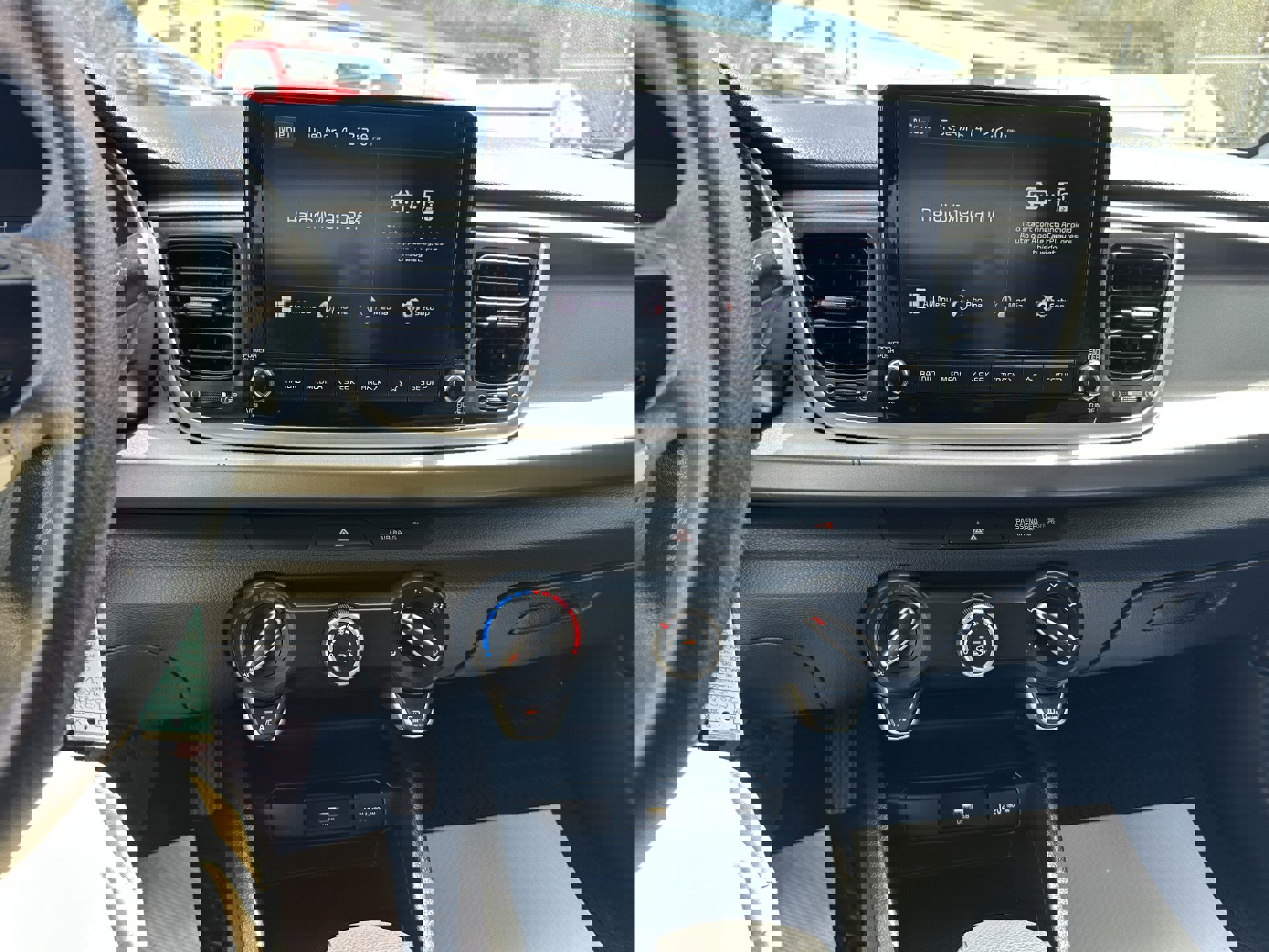 Used 2023 Kia Rio LX image 12