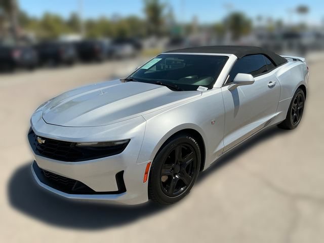 Used 2019 Chevrolet Camaro LT RWD image 9