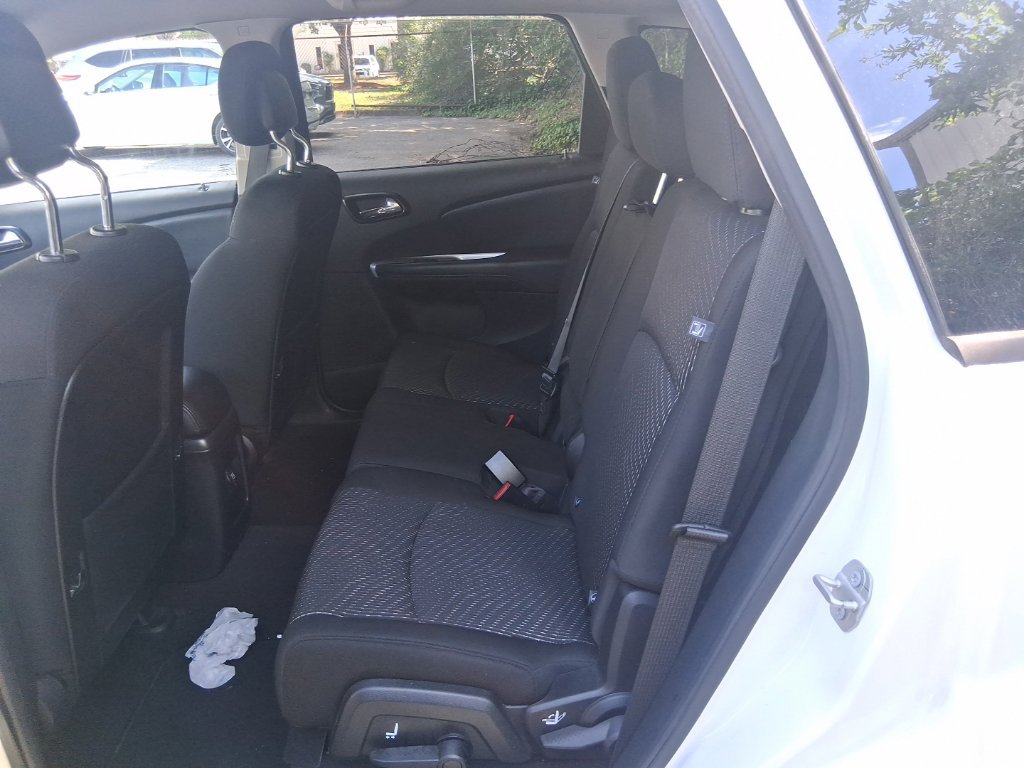 Used 2020 Dodge Journey SE w/ SE Popular Equipment Group FWD image 12