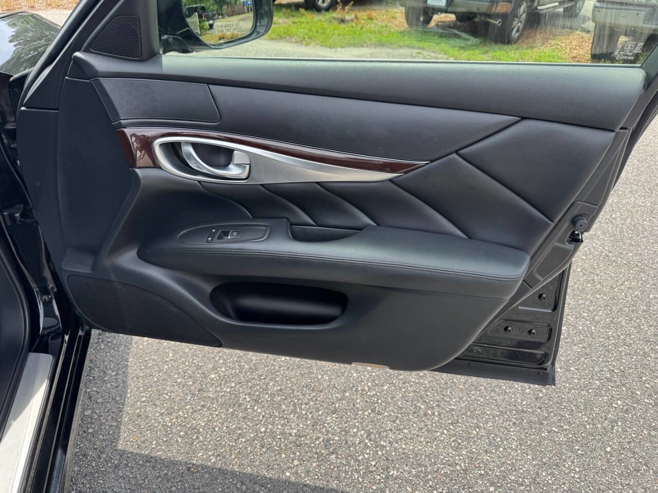 Used 2015 INFINITI Q70 3.7 AWD/4WD image 48
