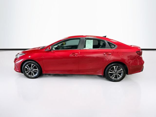 Used 2024 Kia Forte LXS FWD image 4