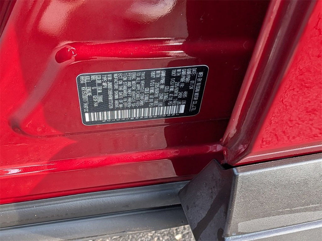 Used 2024 Nissan Rogue SV w/ SV Premium Package image 25