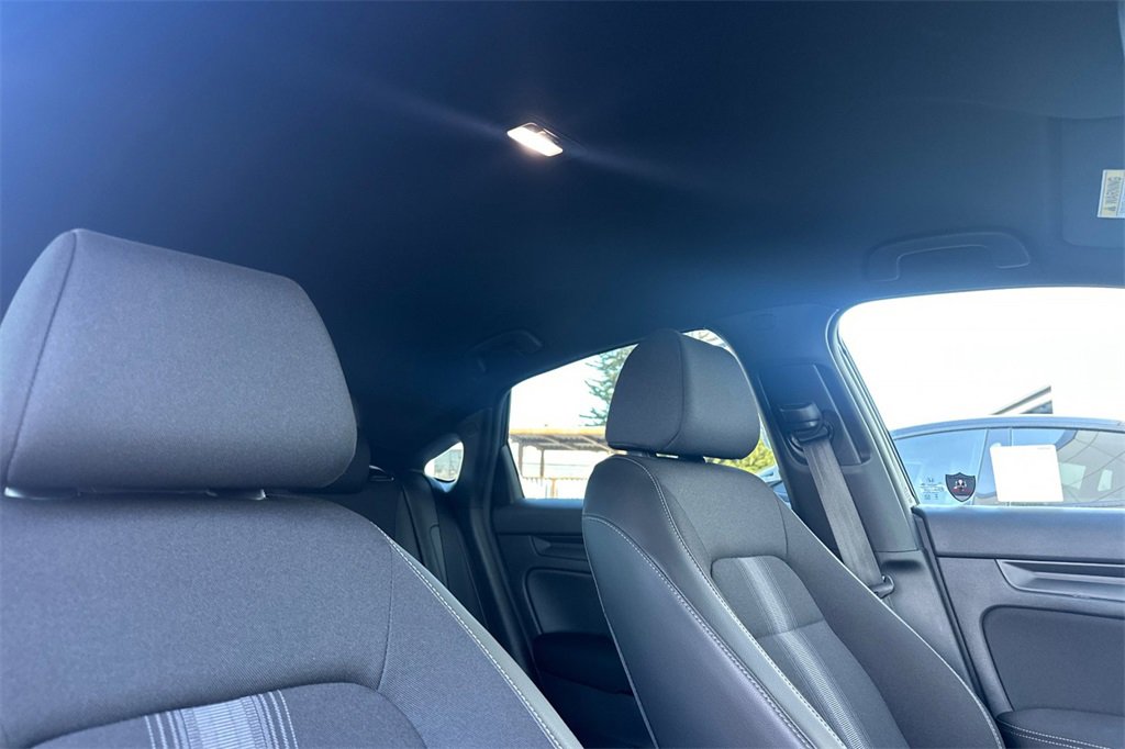 Used 2025 Honda Civic Sport image 14