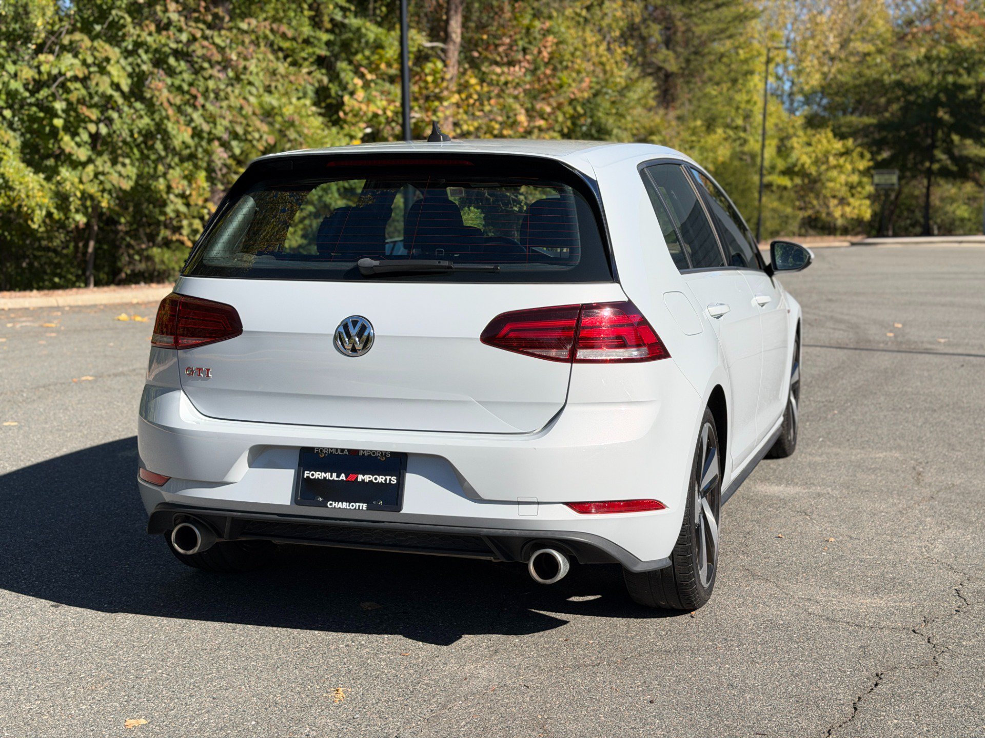 Used 2020 Volkswagen Golf 4-Door FWD image 11