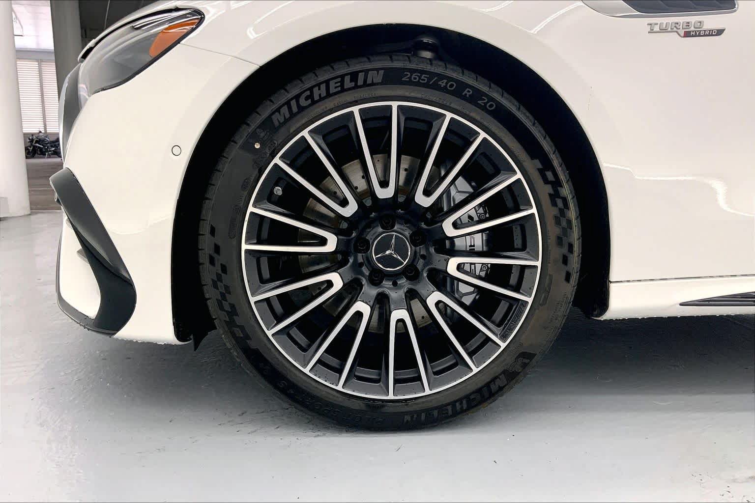 New 2027 Mercedes-Benz E 53 AMG e 4MATIC Sedan image 9