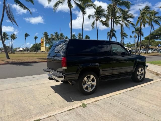 Used 1997 Chevrolet Tahoe 4WD 2-Door w/ Preferred Equipment Group 3 image 5