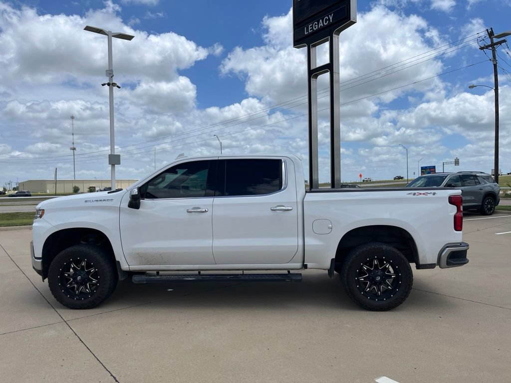 Used 2021 Chevrolet Silverado 1500 LTZ w/ LTZ Convenience Package II AWD/4WD image 3