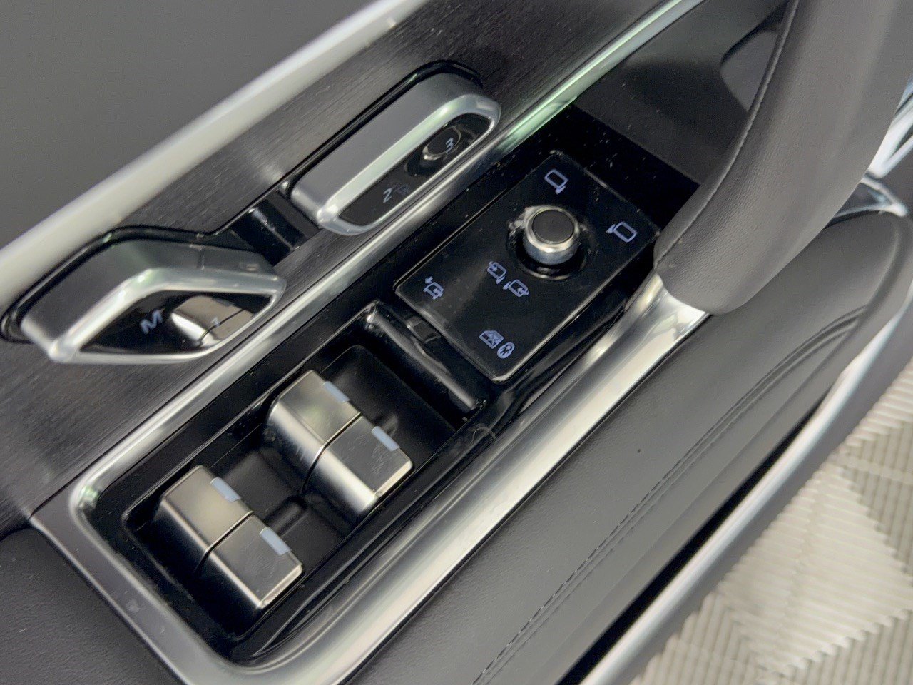 New 2027 Land Rover Range Rover SE AWD/4WD image 15