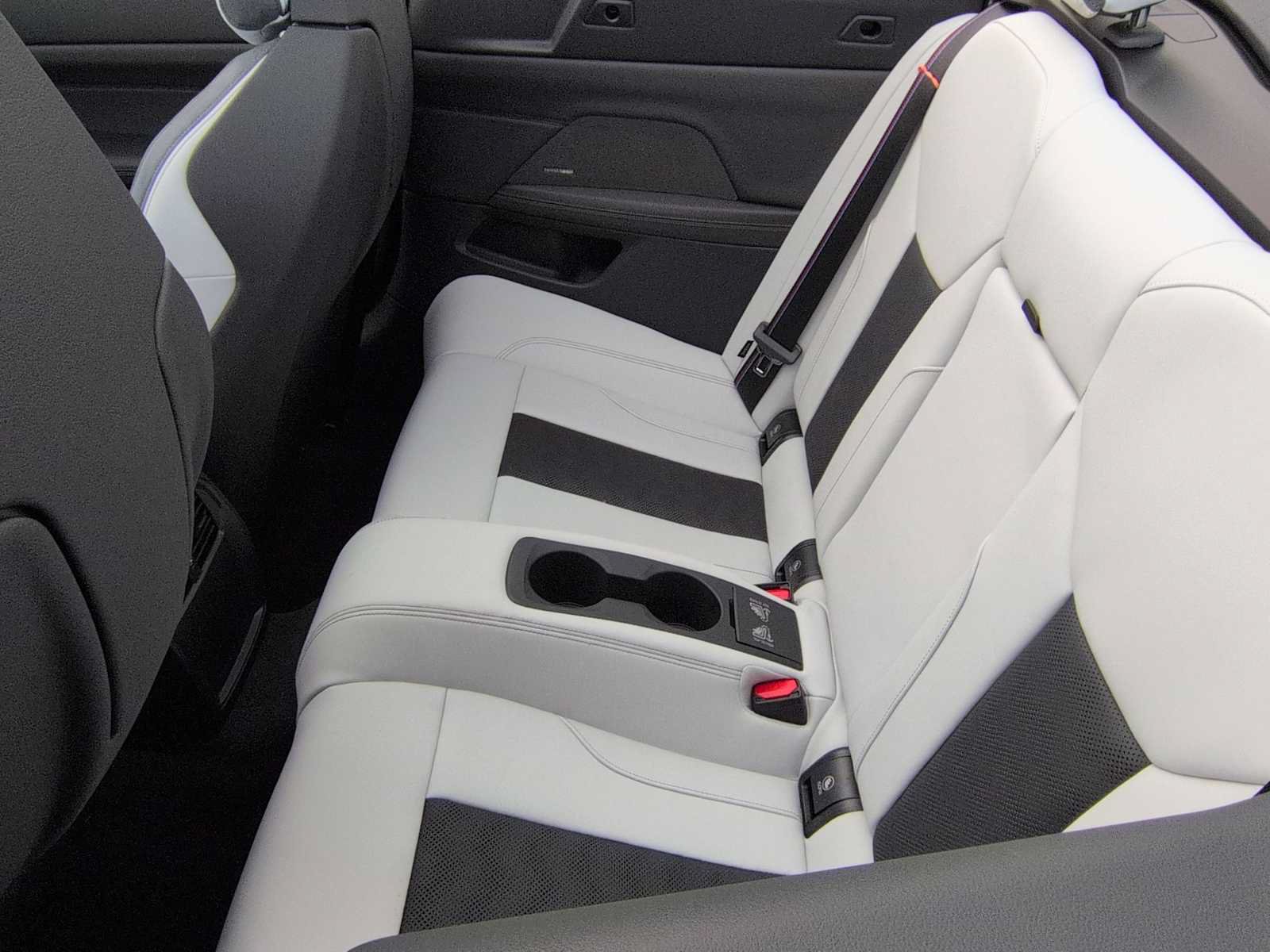New 2027 BMW M4 xDrive Competition AWD/4WD image 21