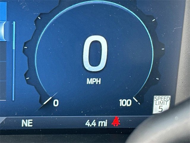 New 2026 Ford F250 Platinum w/ FX4 Off-Road Package image 32