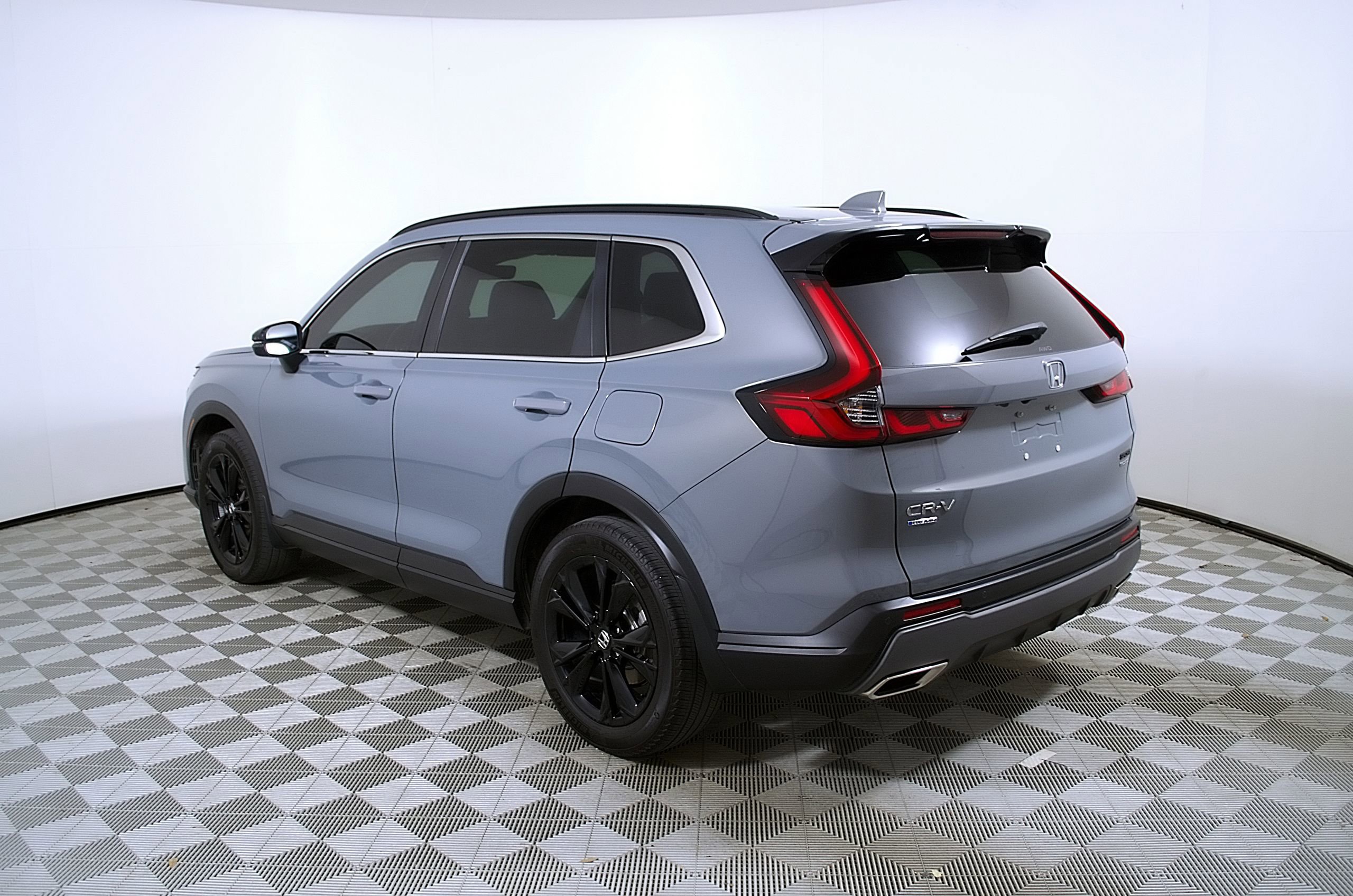 Used 2024 Honda CR-V Sport Touring image 9