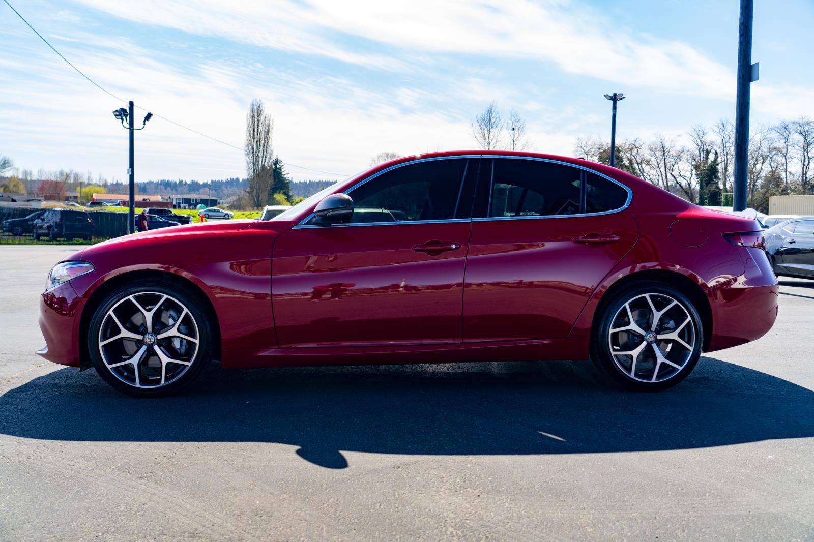 Used 2020 Alfa Romeo Giulia Ti image 12