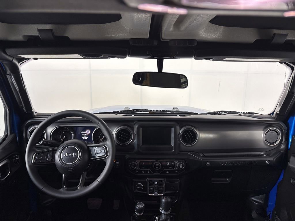 Used 2023 Jeep Wrangler Unlimited Sport image 21