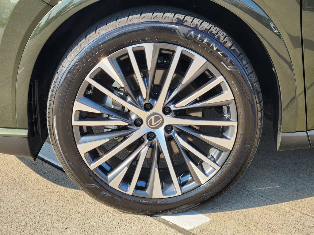 Used 2026 Lexus RX 350 Premium Plus w/ Accessory Package (Z1) FWD image 10