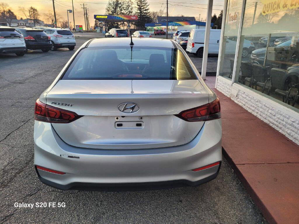 Used 2020 Hyundai Accent SE image 5