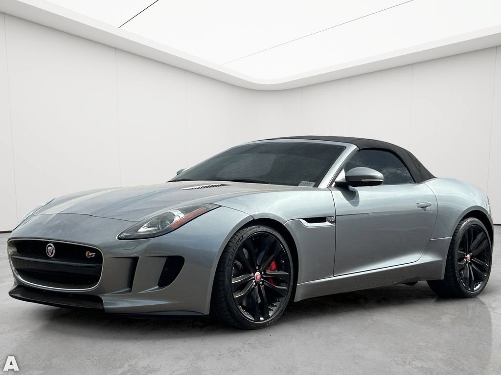 Used 2015 Jaguar F-TYPE S RWD image 2