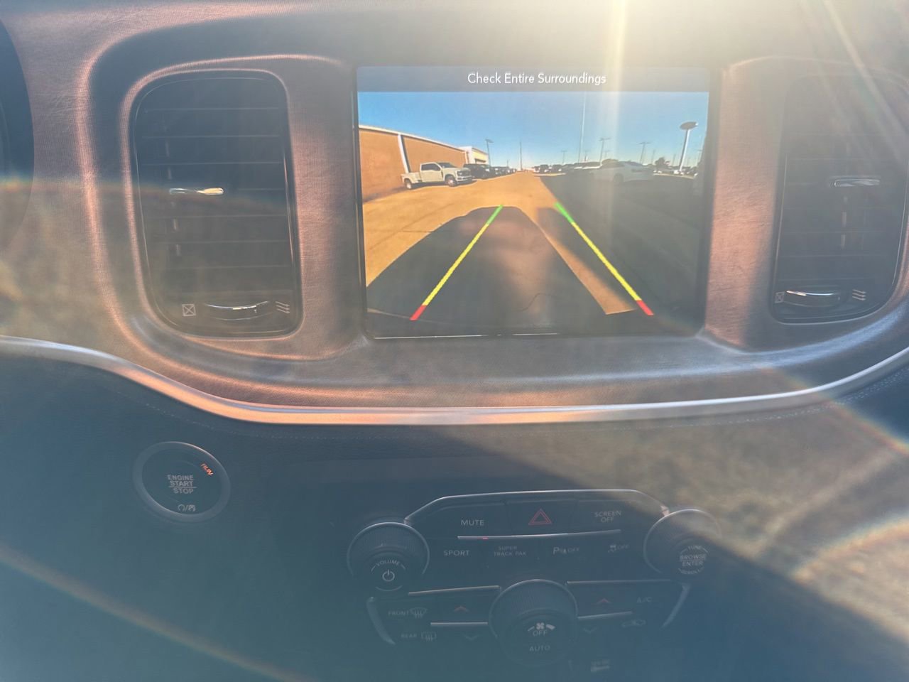 Used 2018 Dodge Charger R/T RWD image 12