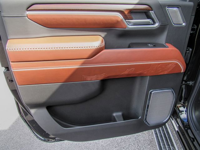 New 2026 GMC Sierra 2500 Denali Ultimate image 17